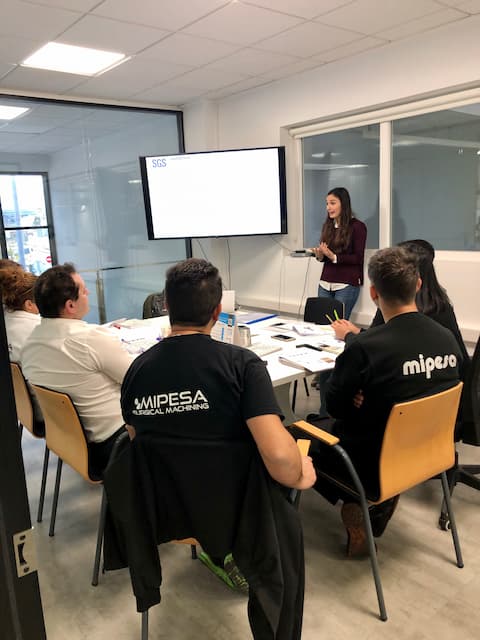 fabricación de piezas para la industria