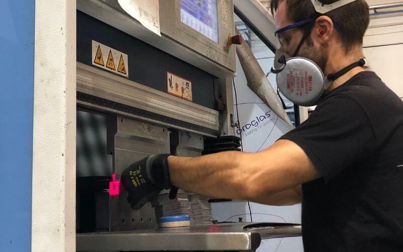 Plegado de Chapa CNC en Valencia