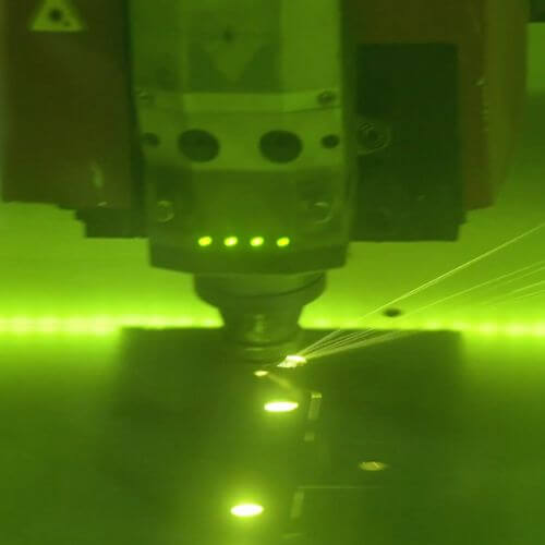 ¿Qué es el Mecanizado CNC? proceso, ventajas y aplicaciones del control numérico computarizado 3