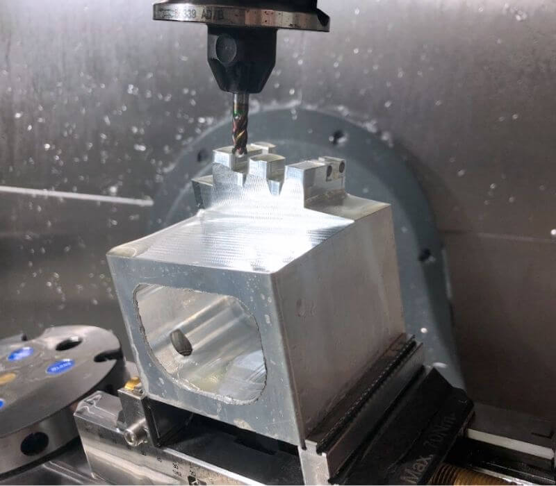 mecanizado de cajas y componentes