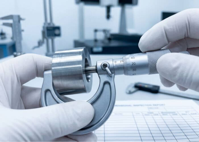 mecanizado de componentes con tolerancia geometricas para el sector defensa